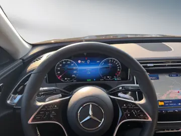 MERCEDES-BENZ E 300 e AVANTGARDE ADVANCED PLUS FONDS&hellip;