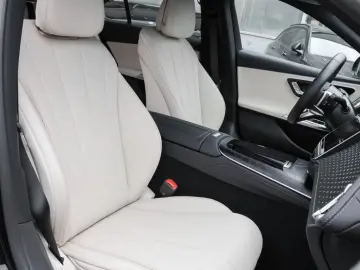 MERCEDES-BENZ E 300 e AMG-Sport Night Distr Totw LED&hellip;