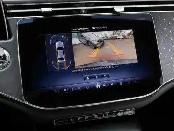 MERCEDES-BENZ E 300 e AMG-Sport Night Distr Totw LED&hellip;