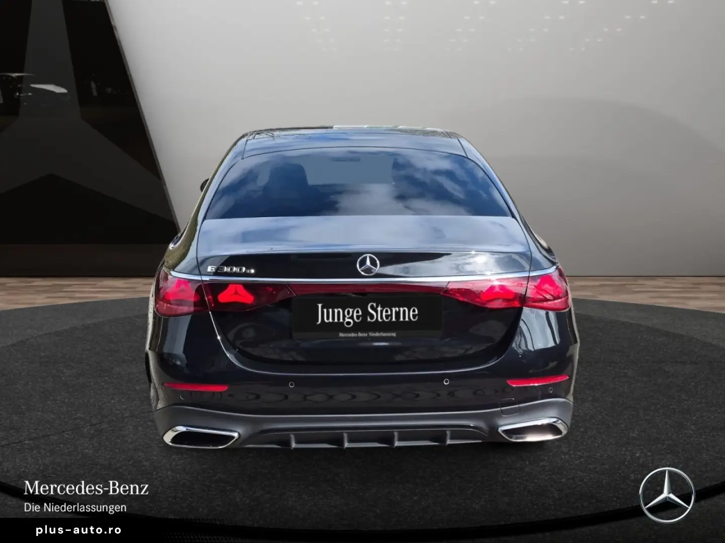 MERCEDES-BENZ E 300 e AMG Premium Night Leder  20 DISTR 360