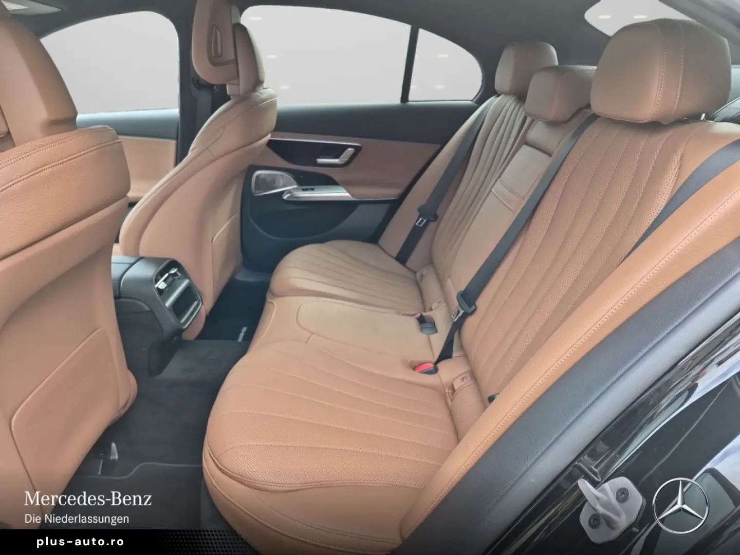 MERCEDES-BENZ E 300 e AMG Premium Night Leder  20 DISTR 360