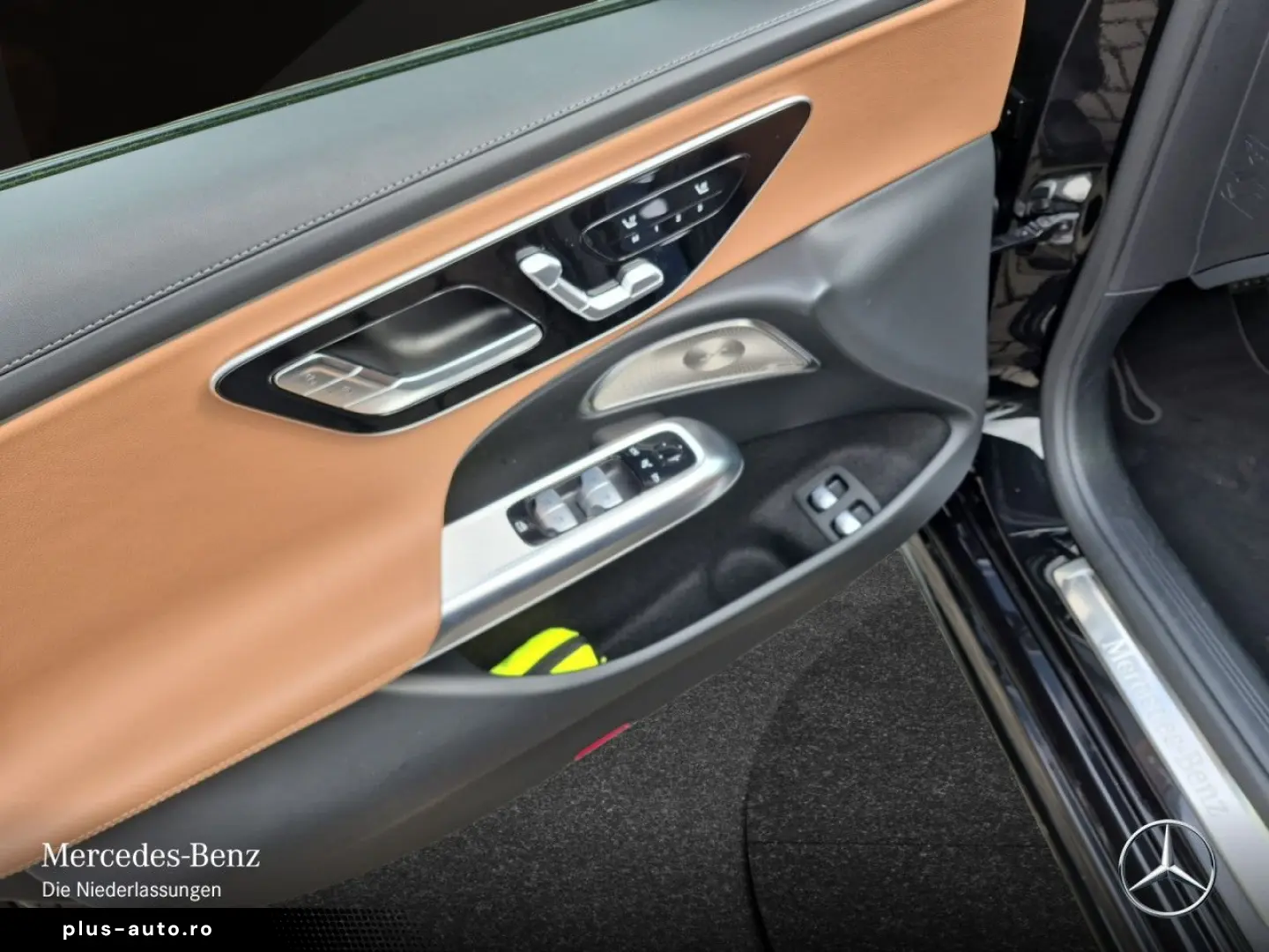 MERCEDES-BENZ E 300 e AMG Premium Night Leder  20 DISTR 360