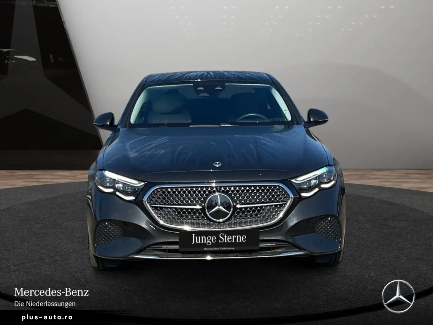 MERCEDES-BENZ E 300 e 4M Avantgarde Adv.  AHK WD 360  DISTR