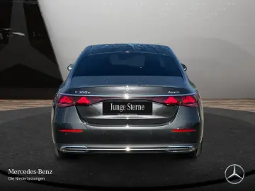 MERCEDES-BENZ E 300 e 4M Avantgarde Adv.  AHK WD 360  DISTR