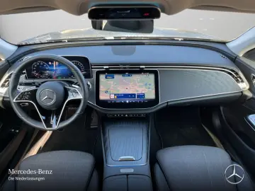 MERCEDES-BENZ E 300 e 4M Avantgarde Adv.  AHK WD 360  DISTR