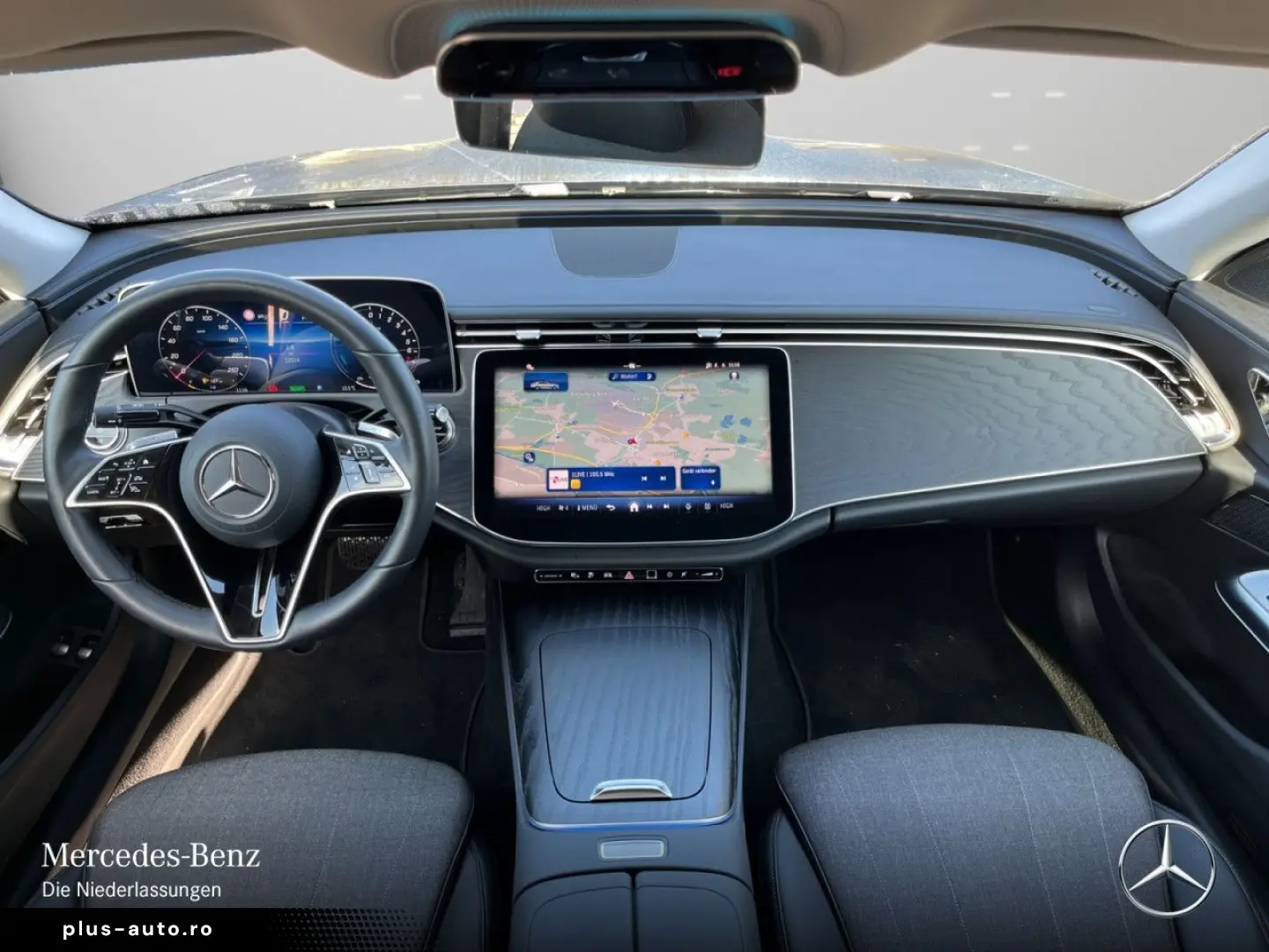 MERCEDES-BENZ E 300 e 4M Avantgarde Adv.  AHK WD 360  DISTR