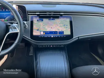 MERCEDES-BENZ E 300 e 4M Avantgarde Adv.  AHK WD 360  DISTR