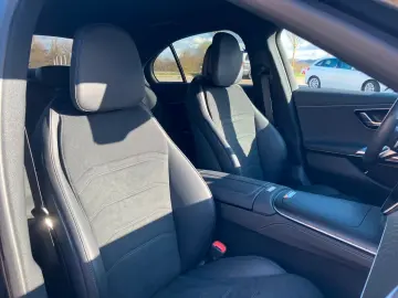 MERCEDES-BENZ E 300 e Limousine AMG Line  Dig.Light &hellip;