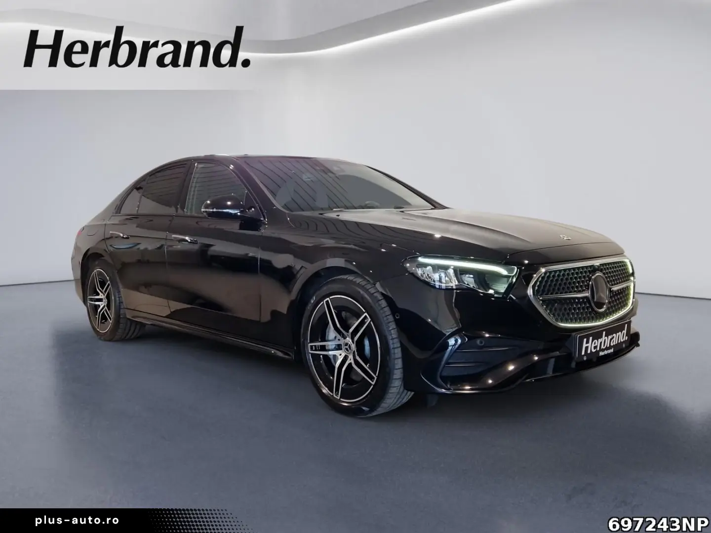 MERCEDES-BENZ E 300 e AMG  Night Pano Burm4D Distronic AHK