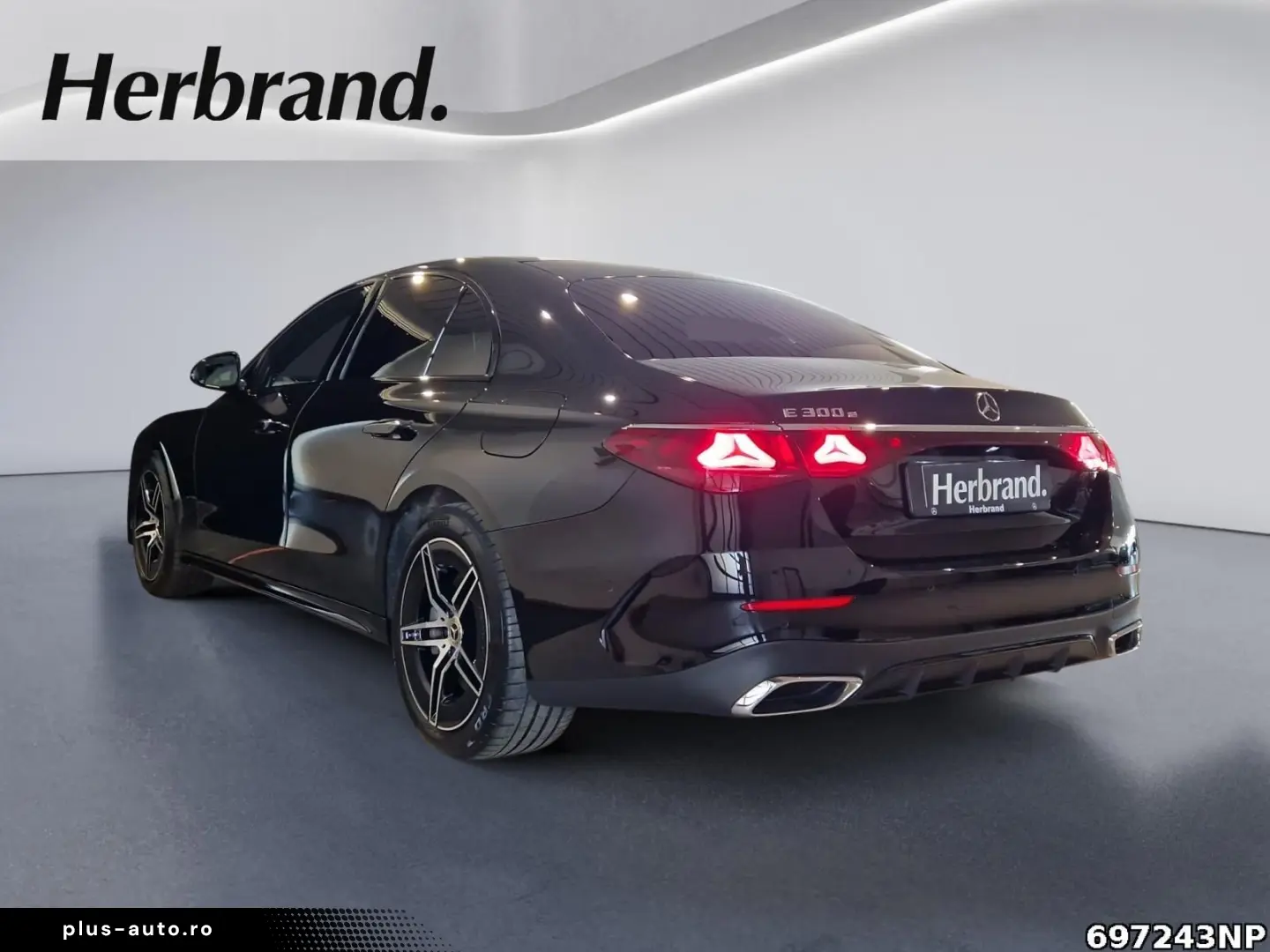 MERCEDES-BENZ E 300 e AMG  Night Pano Burm4D Distronic AHK