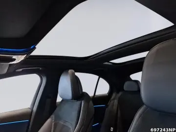 MERCEDES-BENZ E 300 e AMG  Night Pano Burm4D Distronic AHK