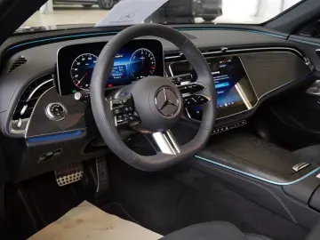 MERCEDES-BENZ E 300 de Limo EQ Hybrid Technologie   &hellip;