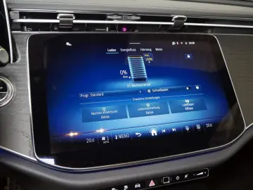 MERCEDES-BENZ E 300 de Limo EQ Hybrid Technologie   &hellip;