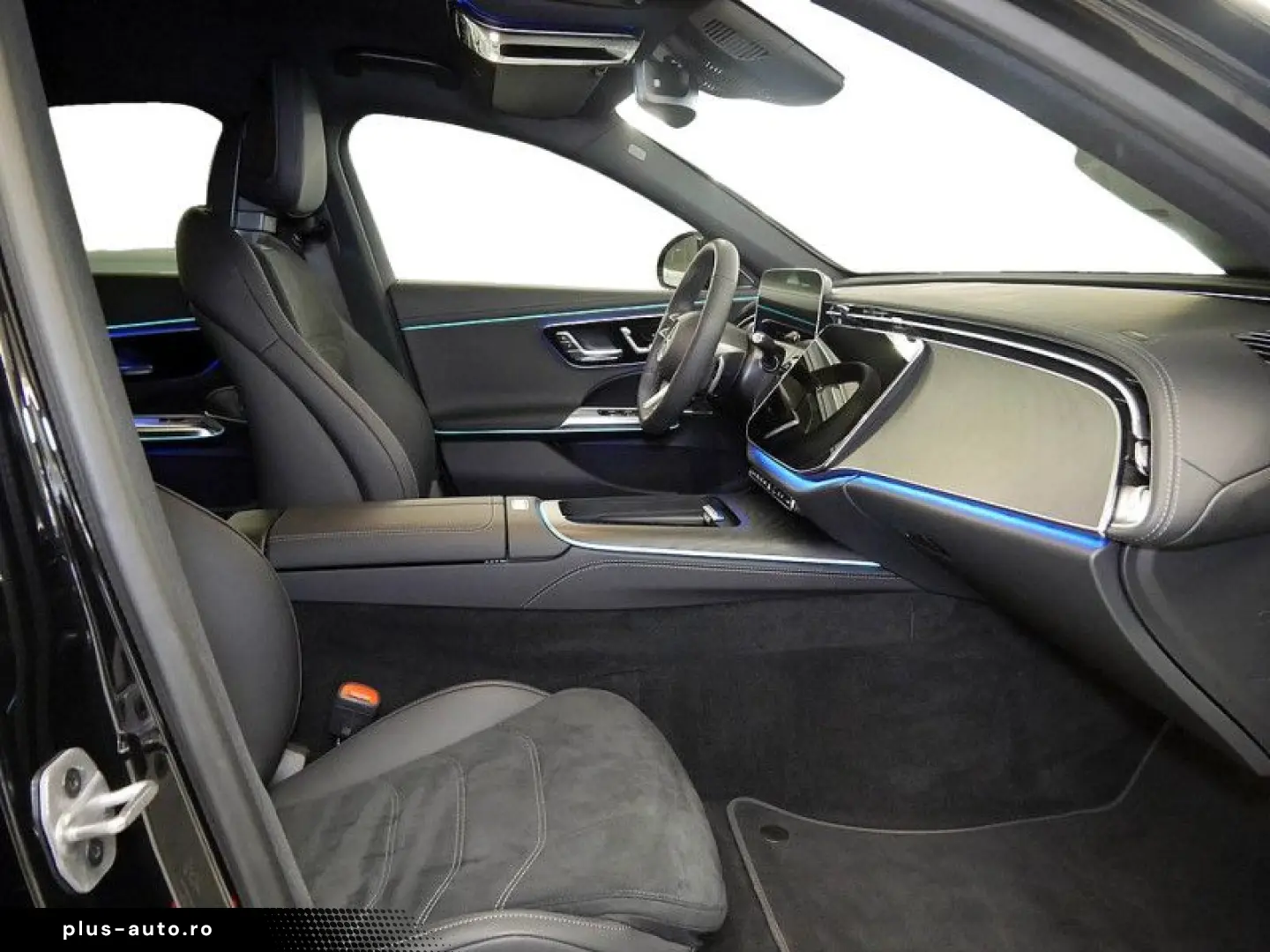 MERCEDES-BENZ E 300 de   AMG BURM NIGHT PREMIUM MEMO&hellip;