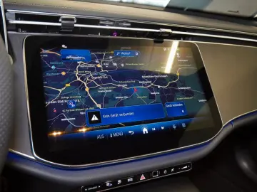 MERCEDES-BENZ E 300 de   AMG BURM NIGHT PREMIUM MEMO&hellip;