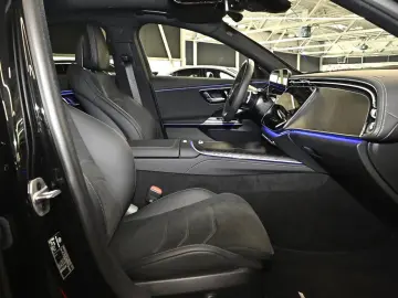 MERCEDES-BENZ E 300 e AMG Sport Advanced  Distr. LED&hellip;