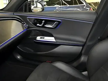 MERCEDES-BENZ E 300 e AMG Sport Advanced  Distr. LED&hellip;