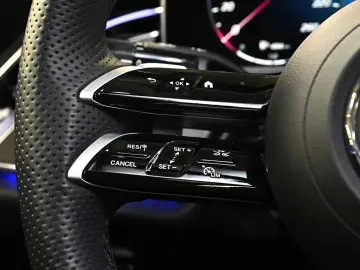 MERCEDES-BENZ E 300 e AMG Sport Advanced  Distr. LED&hellip;