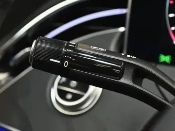 MERCEDES-BENZ E 300 e AMG Sport Advanced  Distr. LED&hellip;