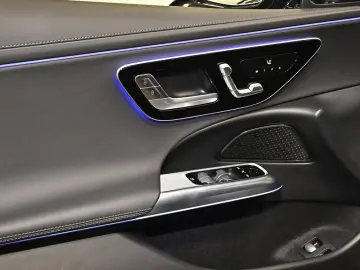 MERCEDES-BENZ E 300 e AMG Sport Advanced  Distr. LED&hellip;