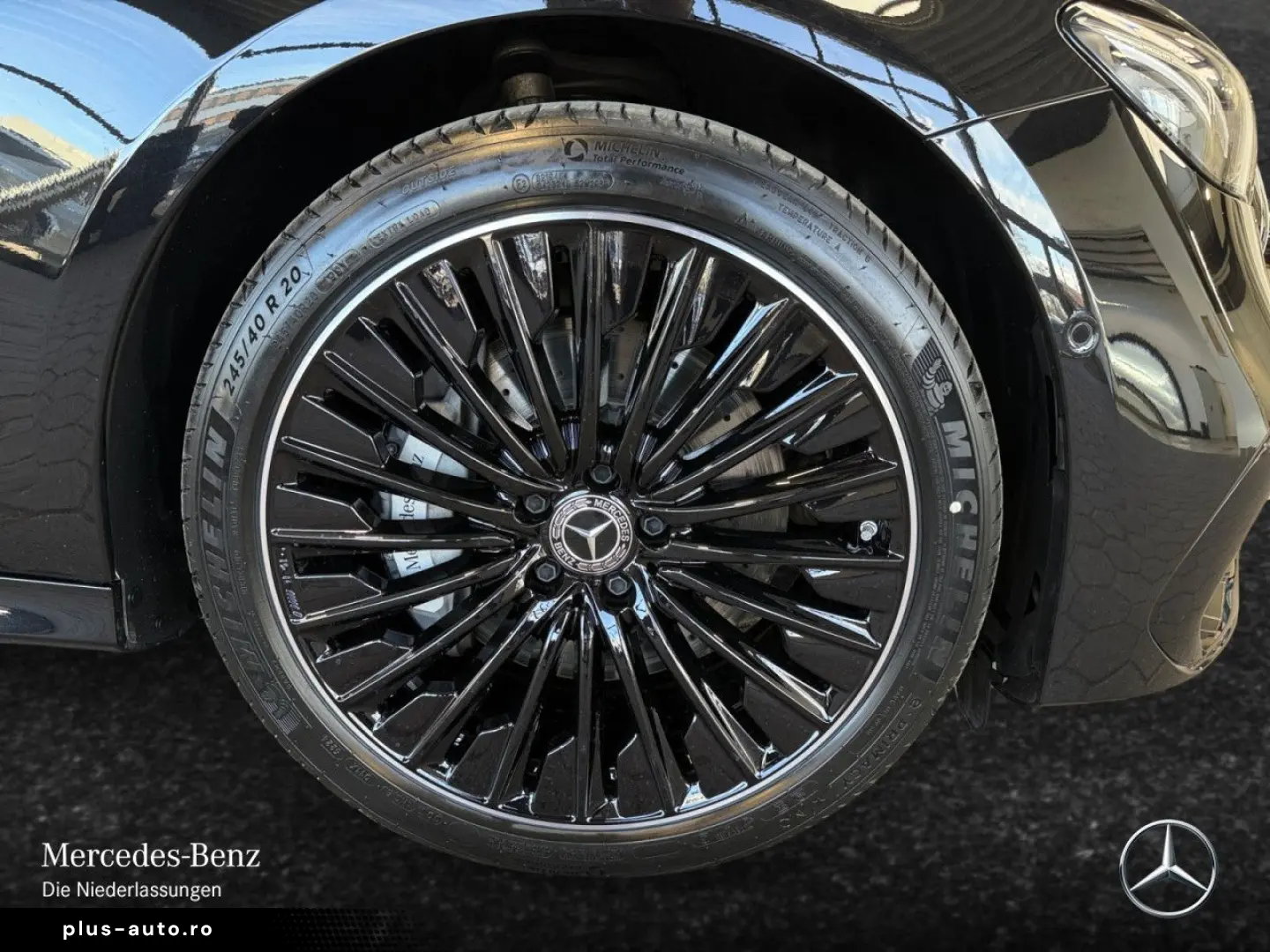 MERCEDES-BENZ E 300 e 4M AMG Advanced PANO 20  DISTR&hellip;