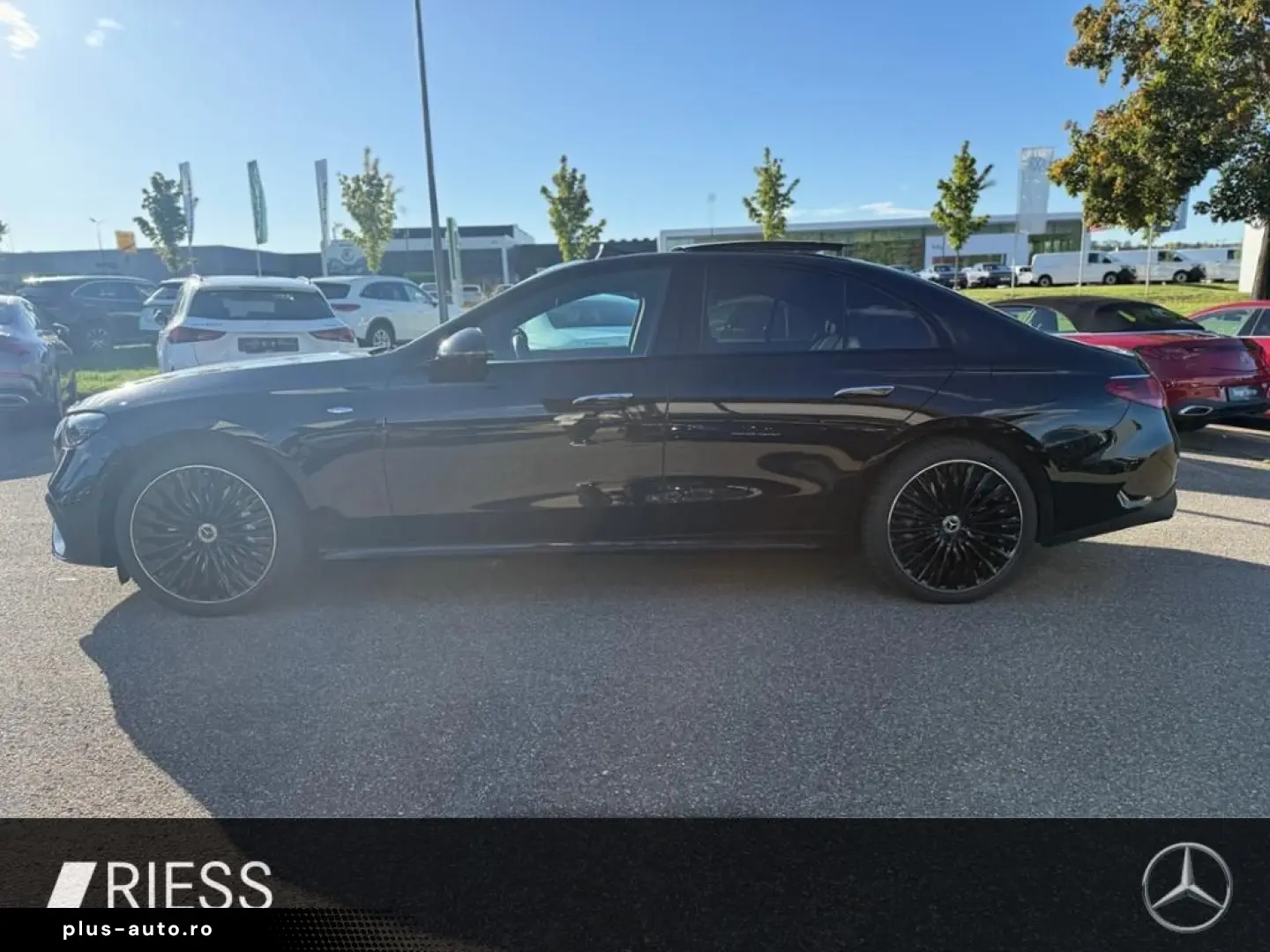 MERCEDES-BENZ E 300 de AMG PANO AHK 360 KEYLESS NIGHT SPUR