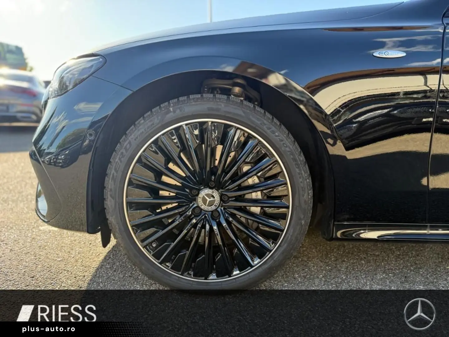 MERCEDES-BENZ E 300 de AMG PANO AHK 360 KEYLESS NIGHT SPUR