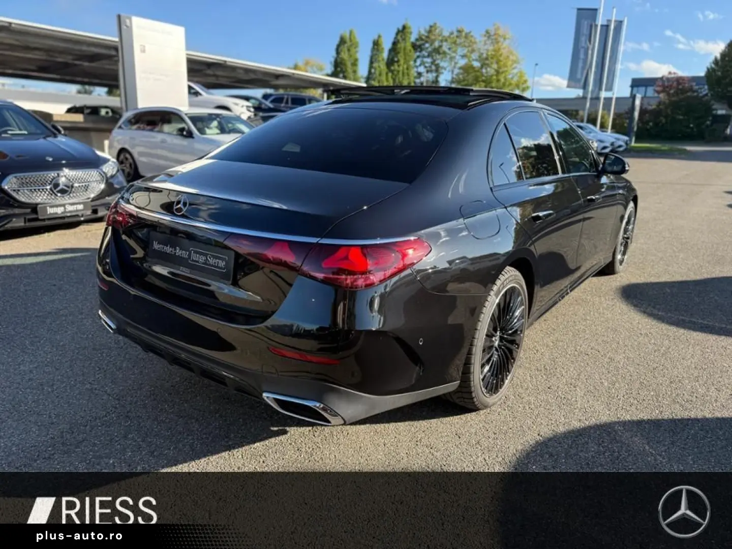 MERCEDES-BENZ E 300 de AMG PANO AHK 360 KEYLESS NIGHT SPUR