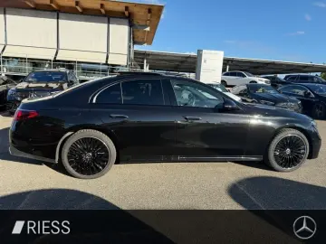 MERCEDES-BENZ E 300 de AMG PANO AHK 360 KEYLESS NIGHT SPUR