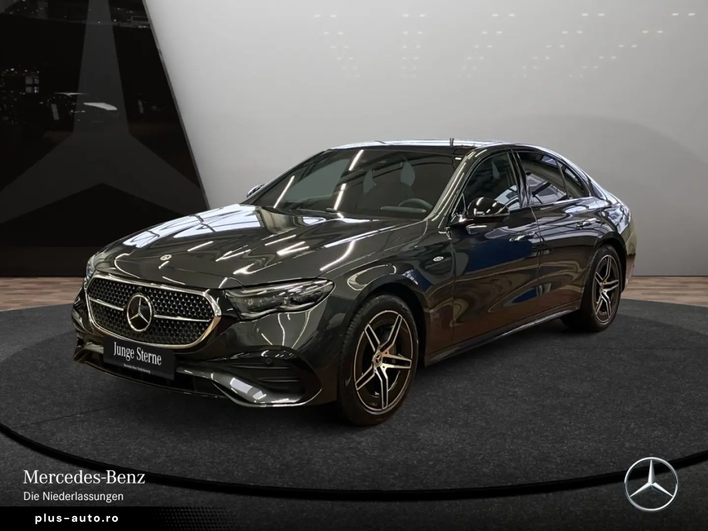 MERCEDES-BENZ E 300 de AMG Prem  PANO NIGHT HUD FAHR&hellip;