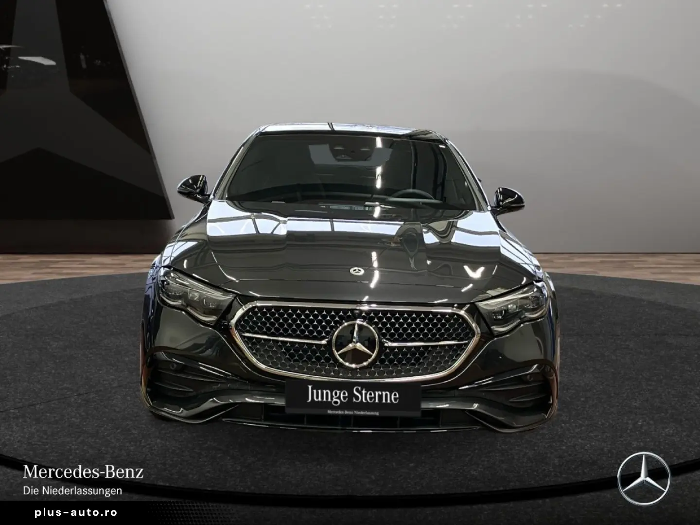 MERCEDES-BENZ E 300 de AMG Prem  PANO NIGHT HUD FAHR&hellip;