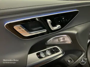 MERCEDES-BENZ E 300 de AMG Prem  PANO NIGHT HUD FAHR&hellip;