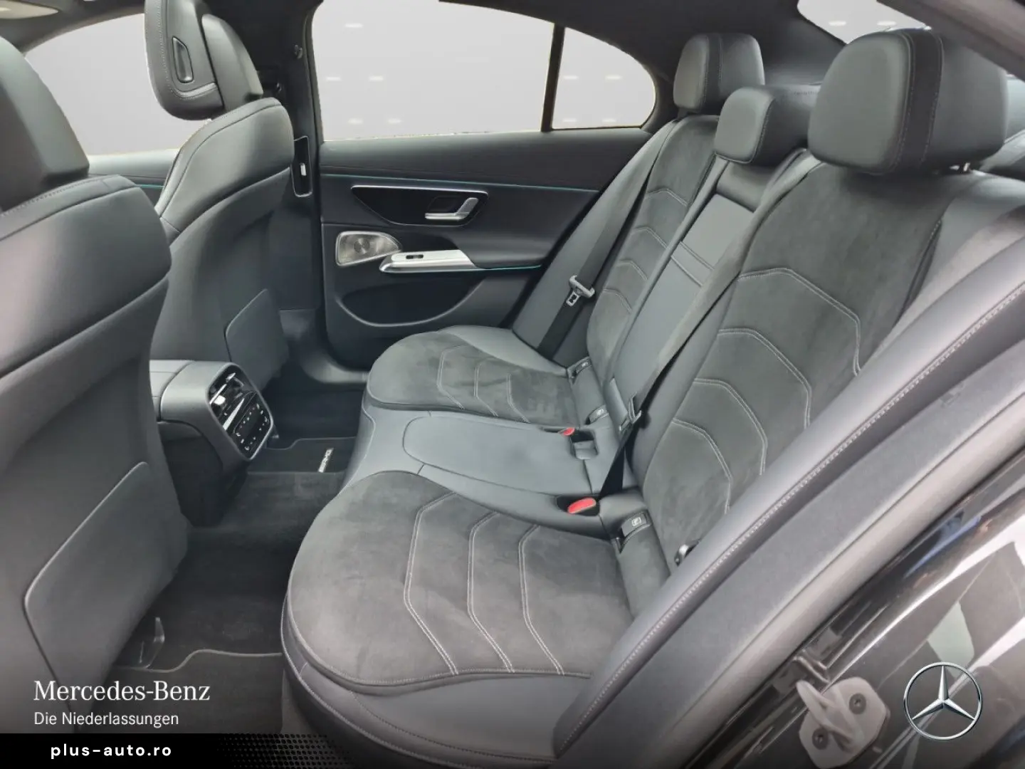 MERCEDES-BENZ E 300 e AMG Prem.  PANO HUD SUPERS FAH&hellip;