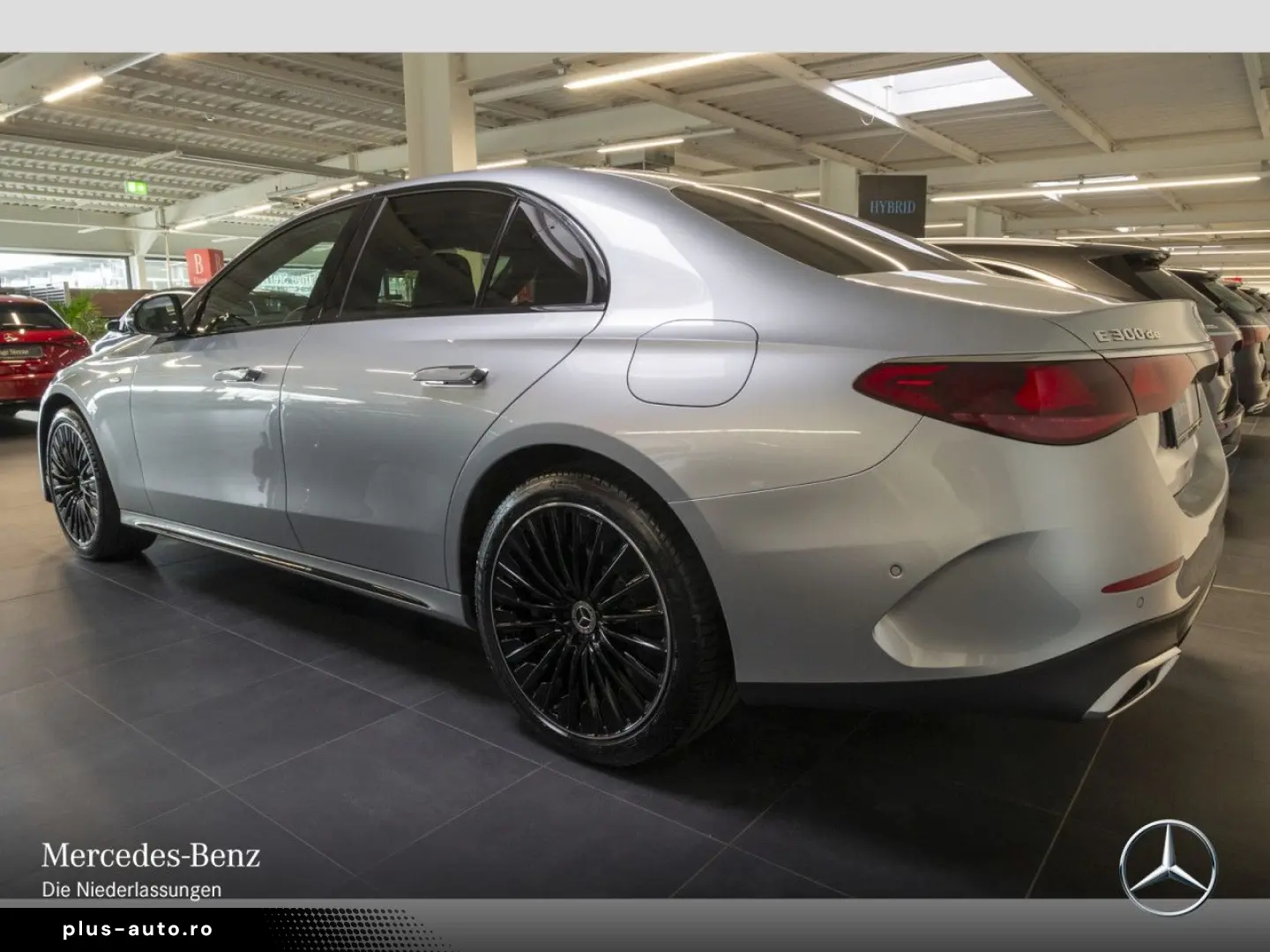 MERCEDES-BENZ E 300 de AMG Prem. PANO 20  NIGHT SUPER Bur4D