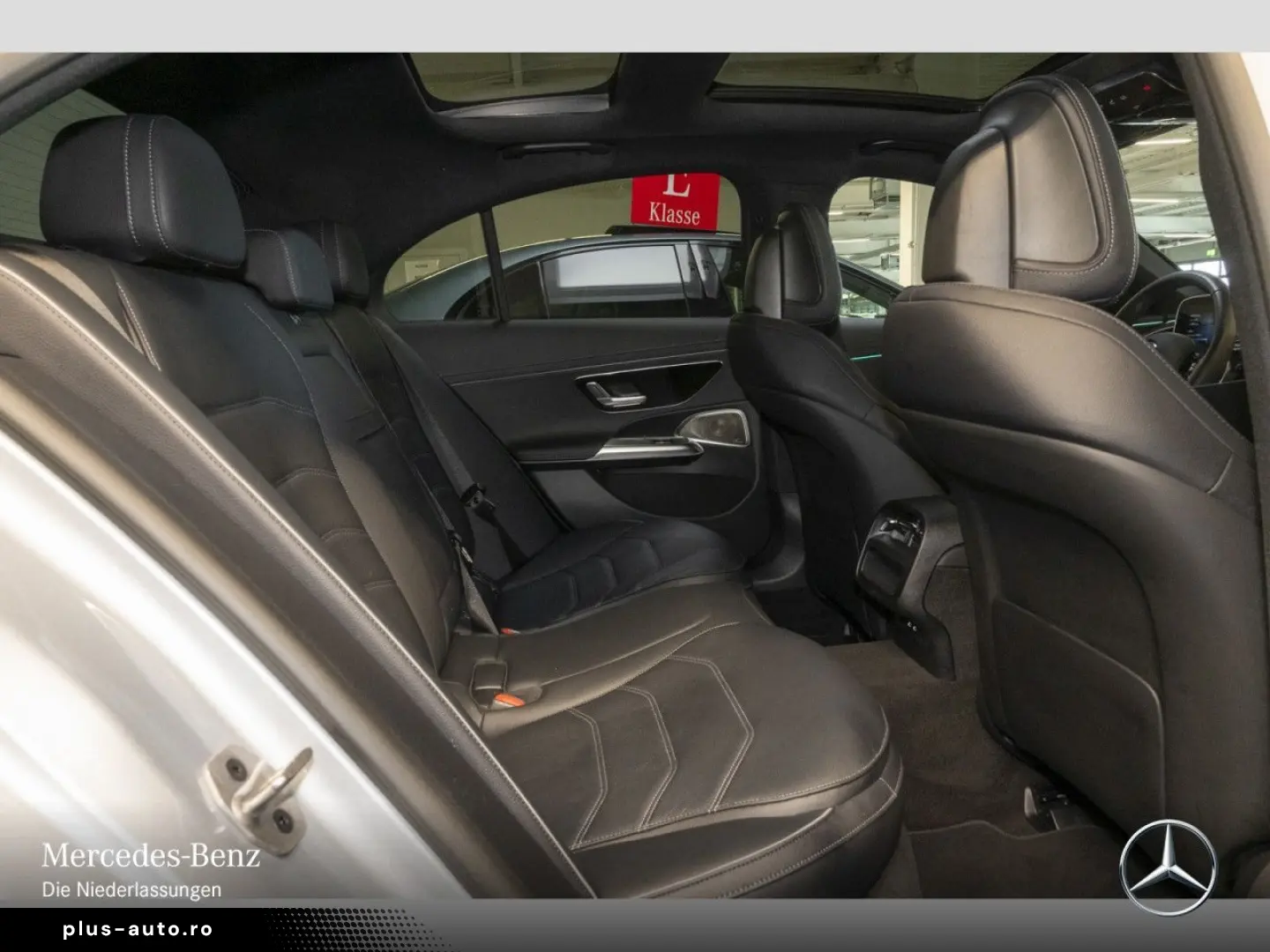 MERCEDES-BENZ E 300 de AMG Prem. PANO 20  NIGHT SUPER Bur4D