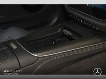 MERCEDES-BENZ E 300 de AMG Prem. PANO 20  NIGHT SUPER Bur4D