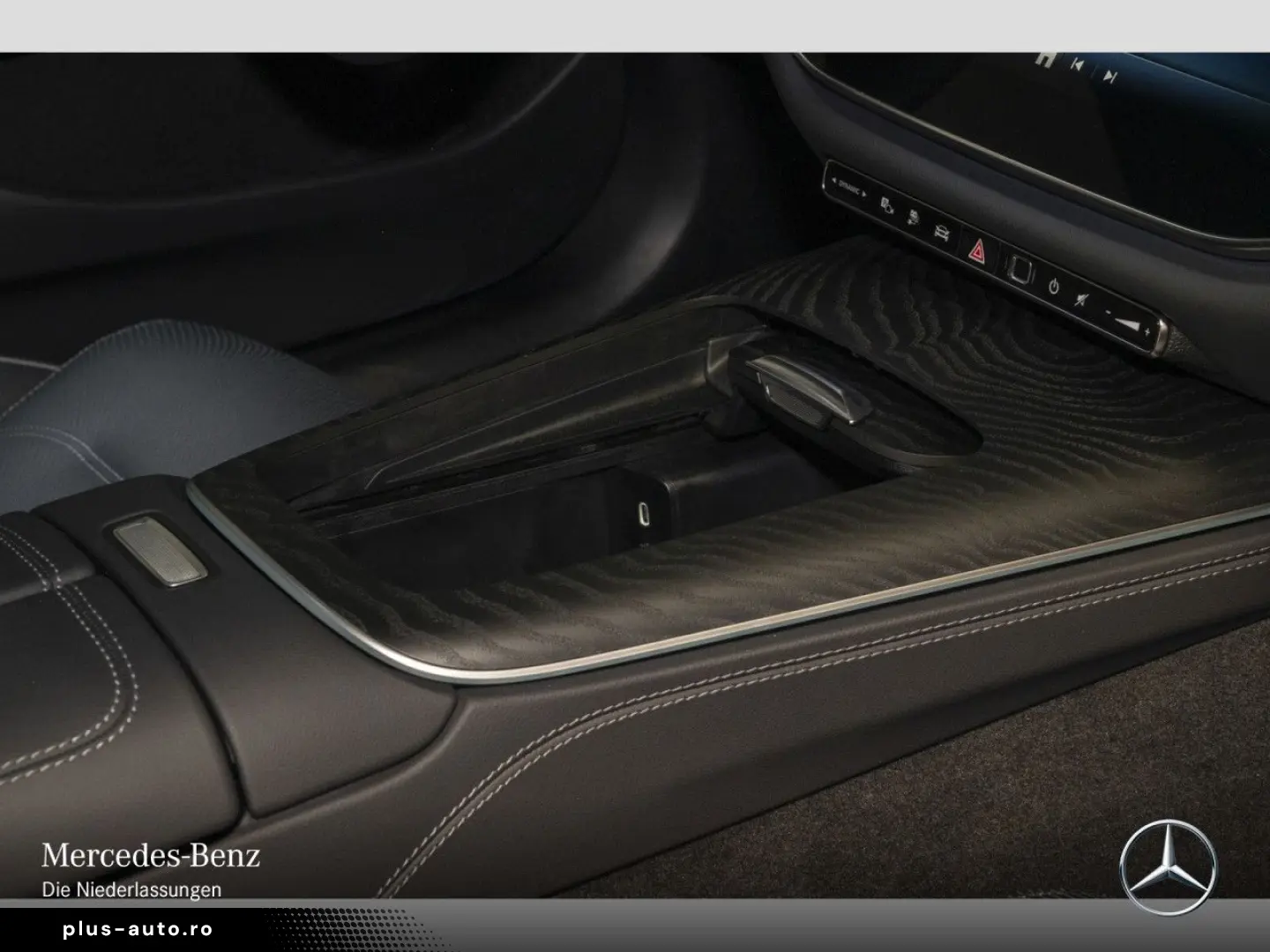 MERCEDES-BENZ E 300 de AMG Prem. PANO 20  NIGHT SUPER Bur4D