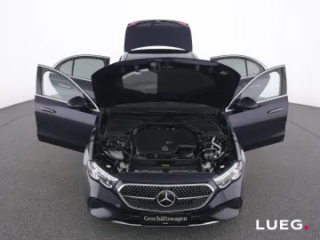 MERCEDES-BENZ E 300 de 4M EDITION-AVANTGARDE PANO AH&hellip;