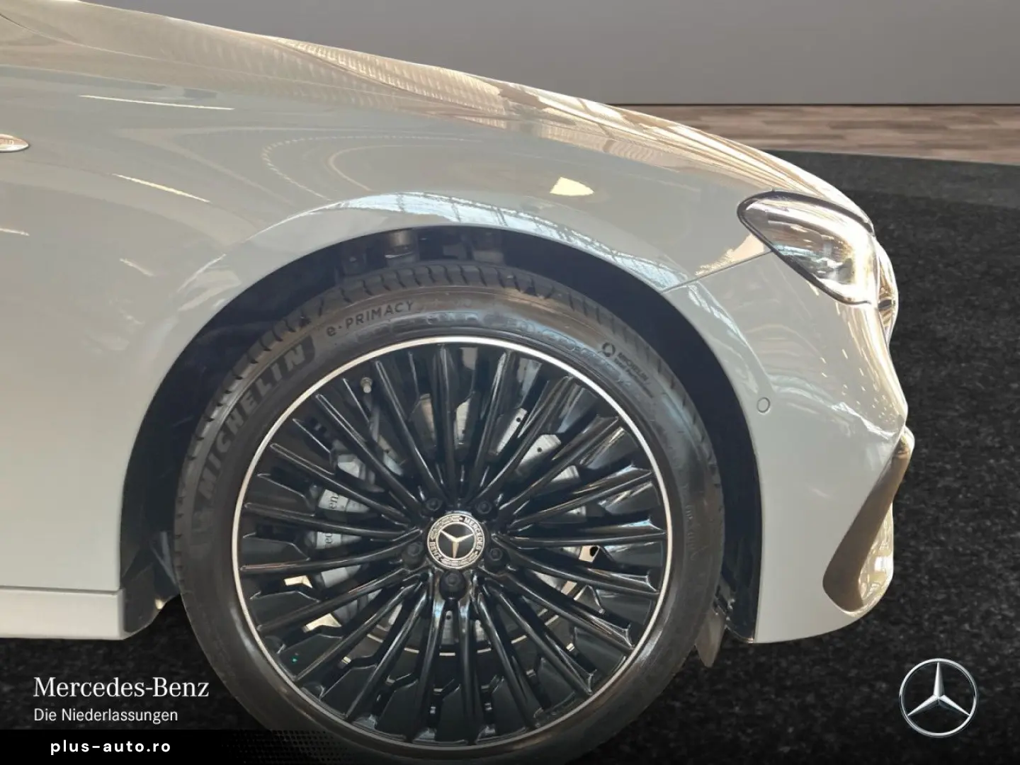 MERCEDES-BENZ E 400 e 4M AMG Prem. PANO FAHRASS  NIG&hellip;