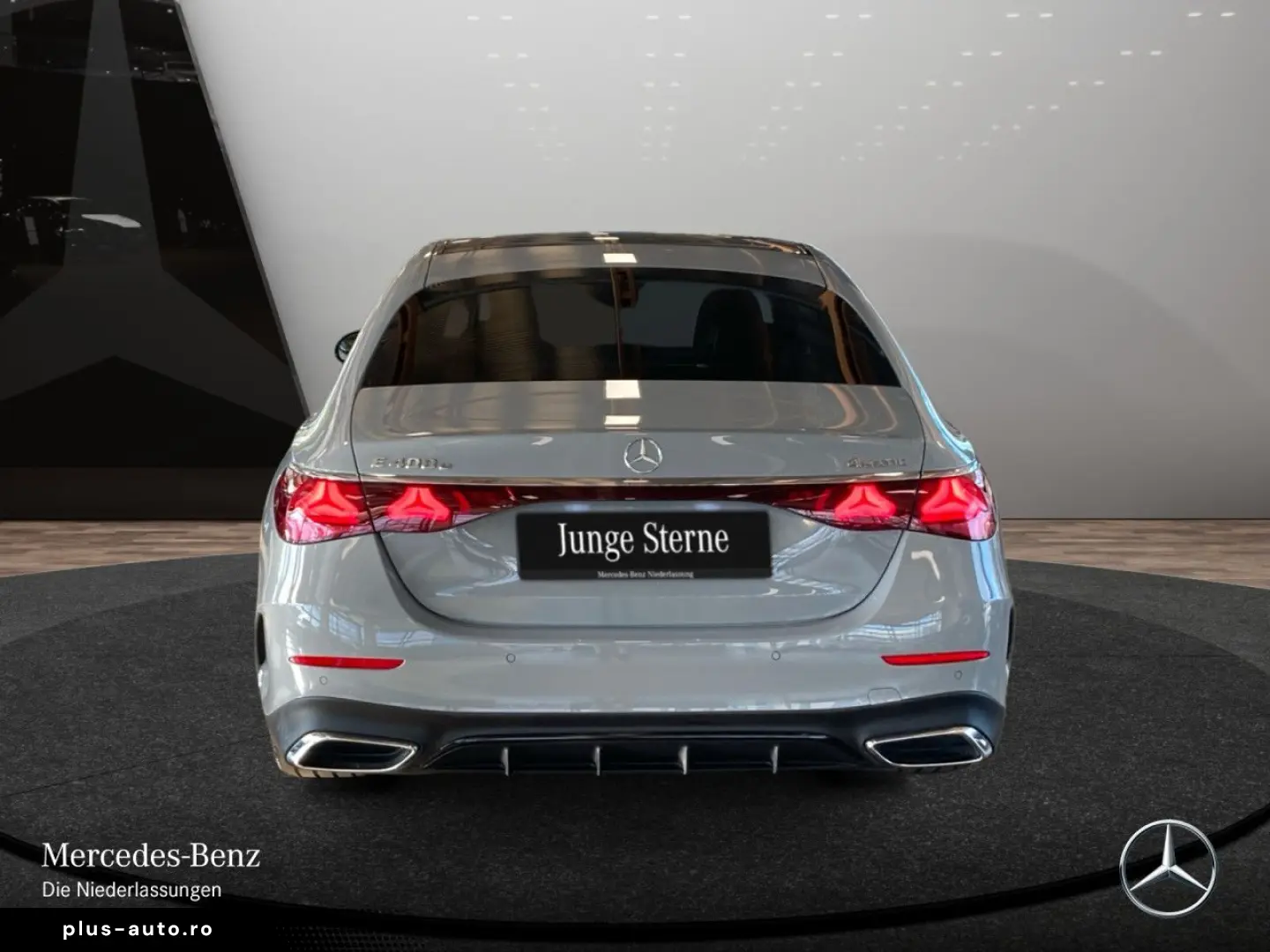 MERCEDES-BENZ E 400 e 4M AMG Prem. PANO FAHRASS  NIG&hellip;