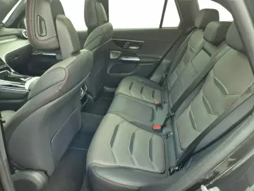 MERCEDES-BENZ GLC 63 S E AMG PERFORMANCE AHK PANO DIGITAL