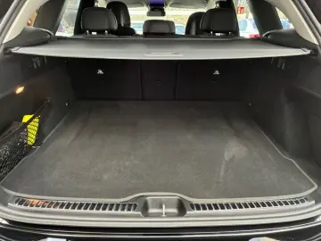 MERCEDES-BENZ GLC 200 4M AVANTGARDE AHK AMBIENTE CAR…