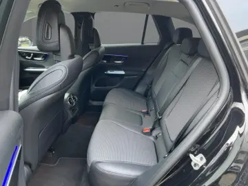 MERCEDES-BENZ GLC 200 4M Avantgarde TWA Sitzhz EASY-PACK Kam