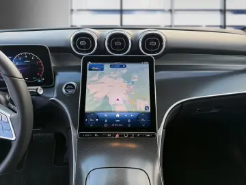 MERCEDES-BENZ GLC 200 4M AVANTGARDE AHK EASYPACK AMB…