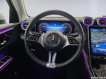 MERCEDES-BENZ GLC 200 4M Avantgarde AHK MEMORY KAMERA LED