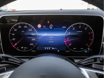 MERCEDES-BENZ GLC 200 4M Avantgarde LED Cam Memo Totw EASY-P