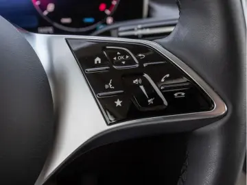 MERCEDES-BENZ GLC 200 4M Avantgarde LED Cam Memo Totw EASY-P