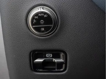 MERCEDES-BENZ GLC 200 4M Avantgarde LED Cam Memo Totw EASY-P