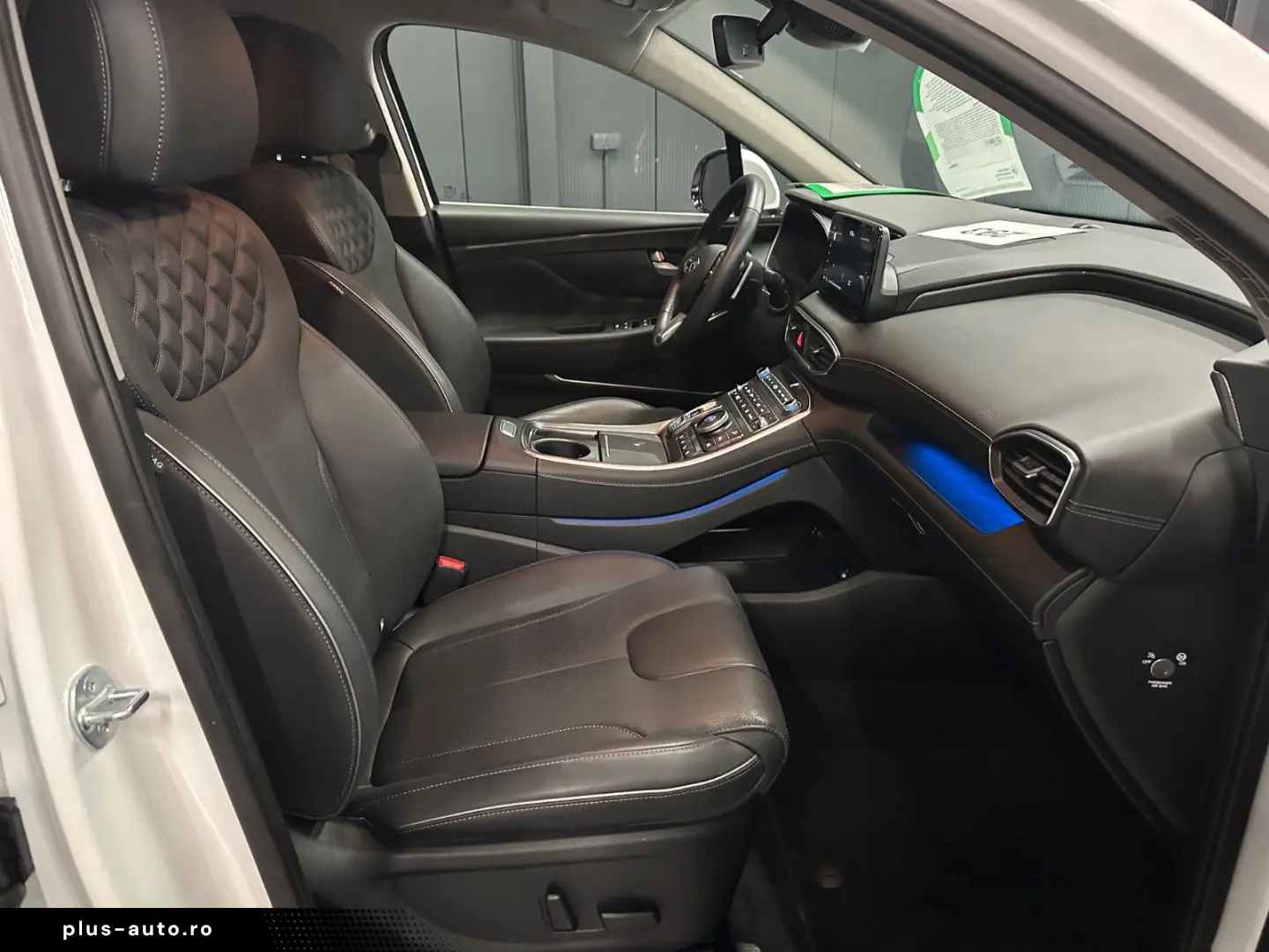 HYUNDAI Santa Fe Prime Hybrid  nur 16.000 km 19Zoll 360