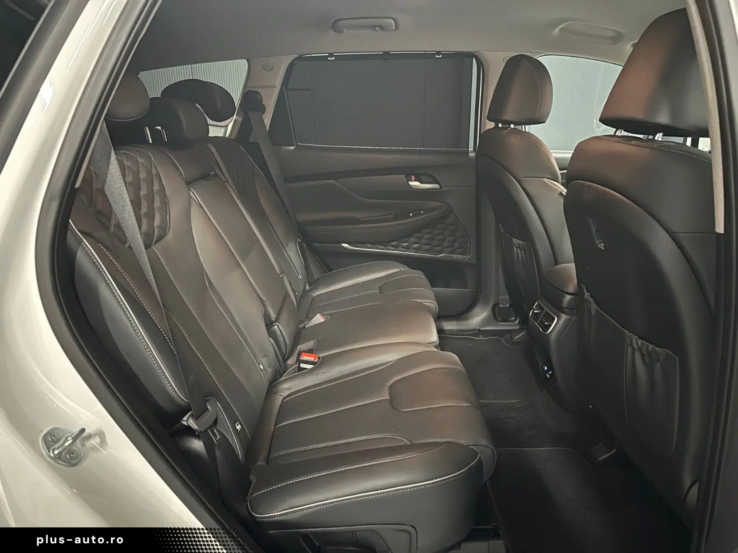 HYUNDAI Santa Fe Prime Hybrid  nur 16.000 km 19Zoll 360